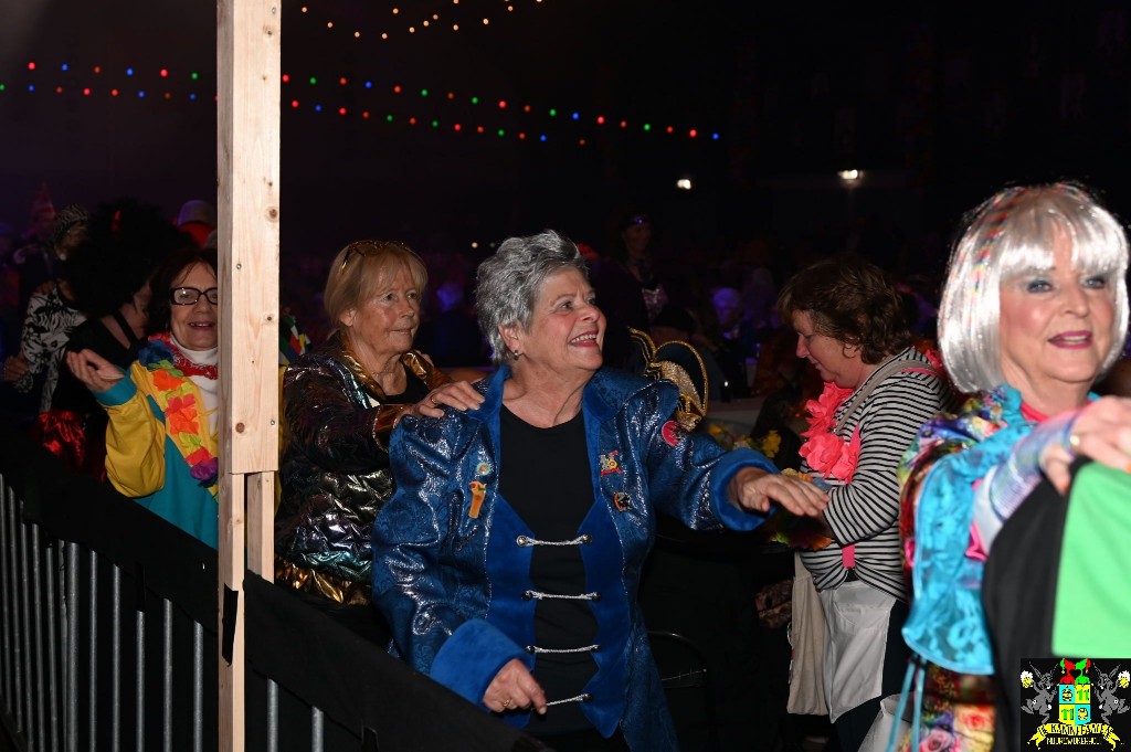 ../Images/Seniorencarnaval 2026 122.jpg